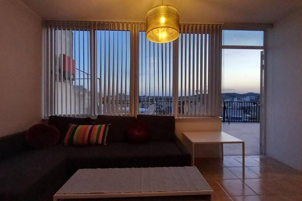 Sunset Suite Victoria Bagian luar foto